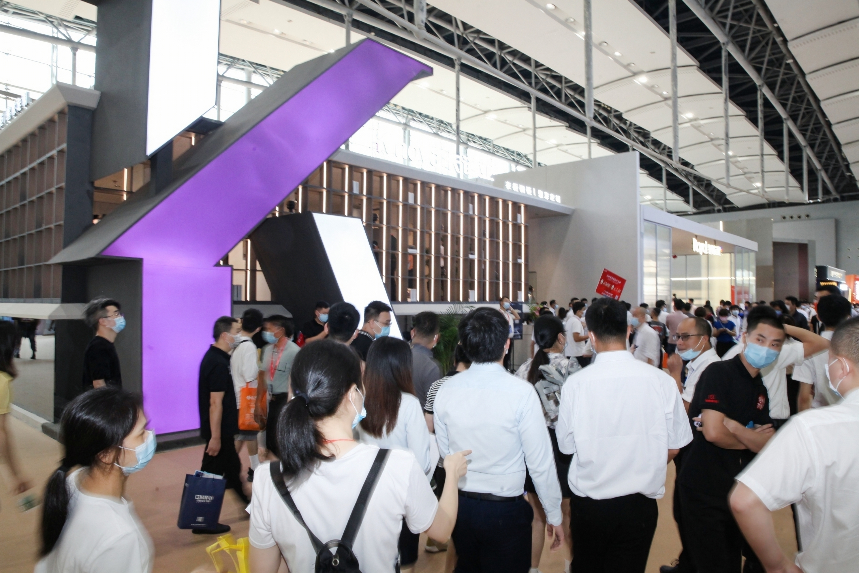 草莓视频官网新一代沉浸式體驗展館驚豔中國建博會（廣州）